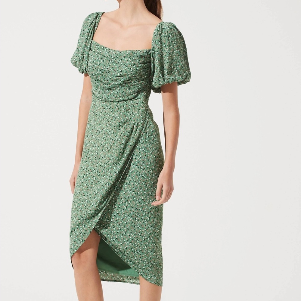 Astr Green Floral Midi Dress